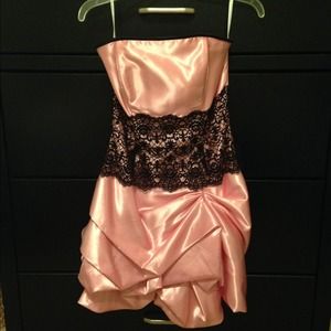 Cute pink party dress.