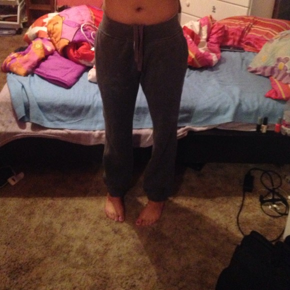 Grey Sweats - Picture 4 of 4