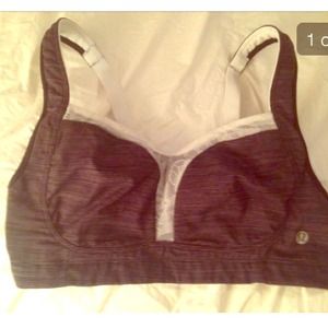SOLD Lululemon tata tamer ll