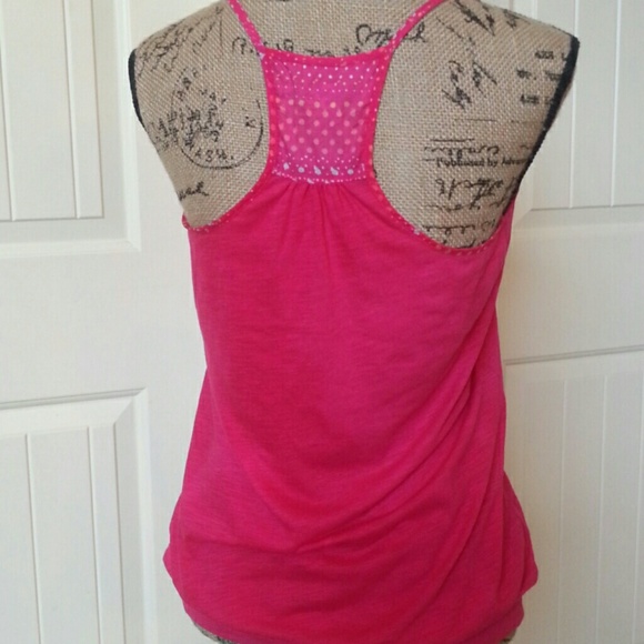 SOLD ❤HOST PICK❤ yummy raspberry sorbet top - Picture 4 of 4