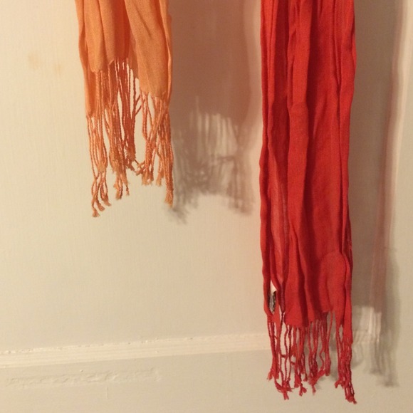 Scarf - Picture 2 of 3