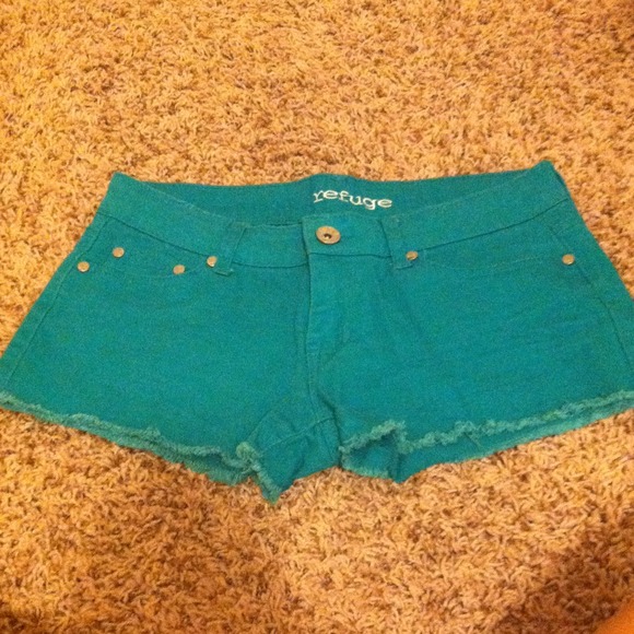 Super cute teal shorts from Charolette Russe! - Picture 1 of 2