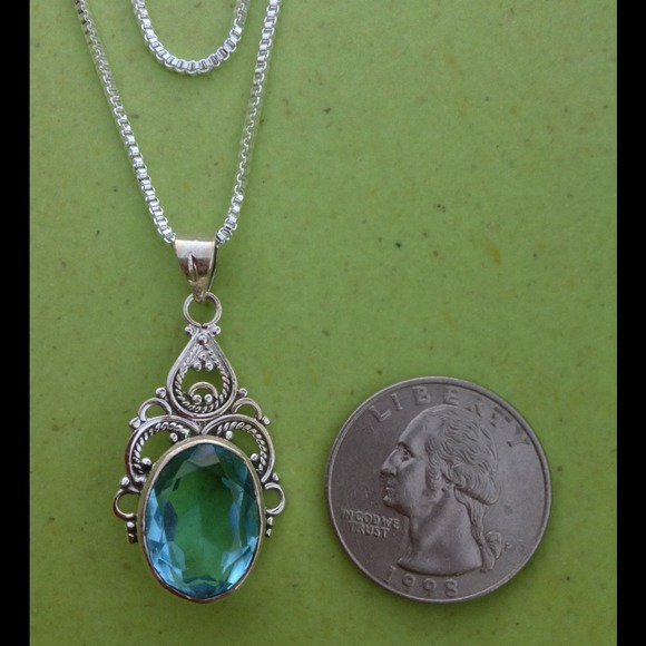 ๐2xHOST PICK๐Silver Blue Topaz Quartz Necklace๐ - Picture 3 of 4