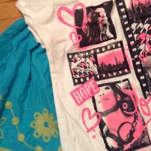 Cute bundle of top and skirt kids