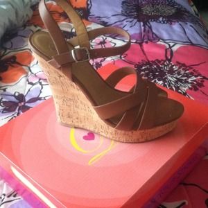 Tan wedges