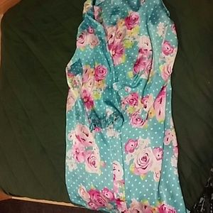 Floral heart printed robe