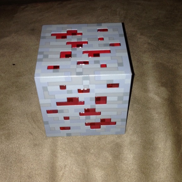 Minecraft Redstone Ore Block