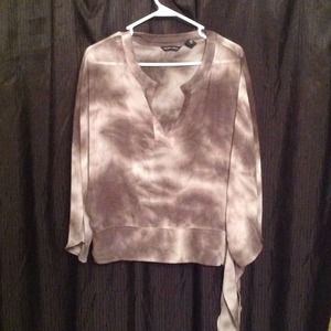 Smoky cloud grey tie shirt