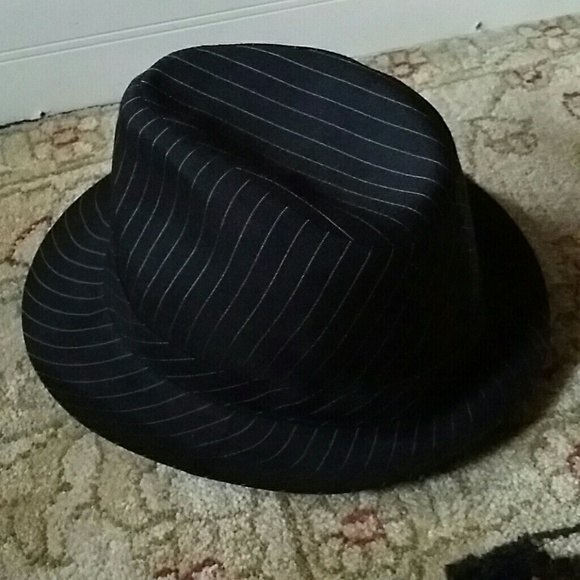 Hat - Picture 2 of 3