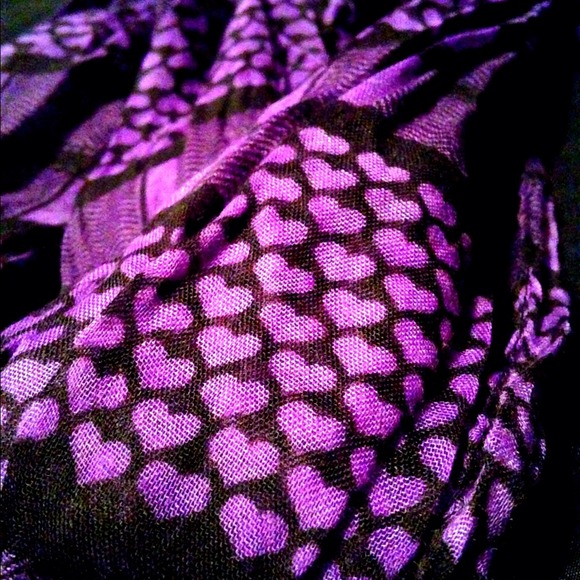 Purple and Black patterned Scarf - Picture 3 of 3