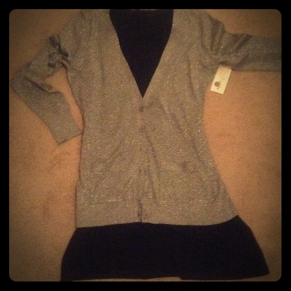 SOLD! Metallic button sweater - Picture 1 of 1