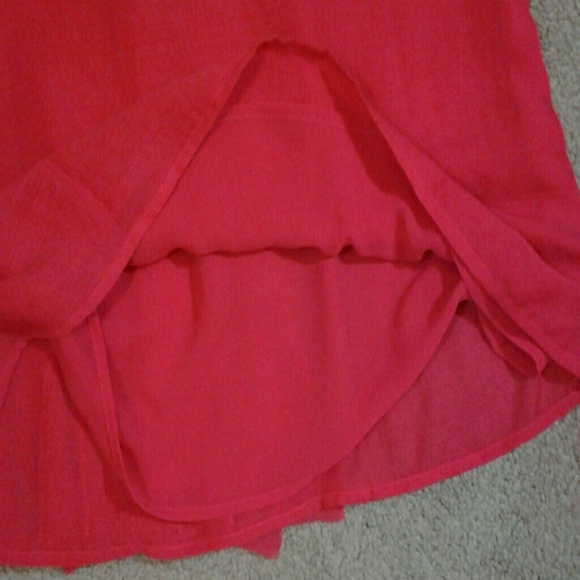 Sale!!! NWT Flowy Anne Taylor Loft Petites top - Picture 3 of 4