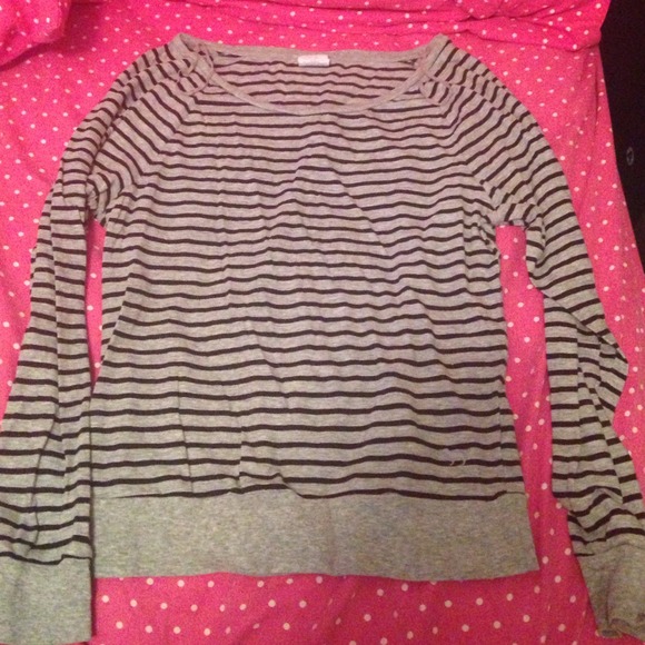 Xs grey striped loose long sleeve