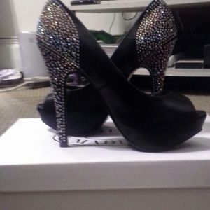 Steve madden peep toe black heels