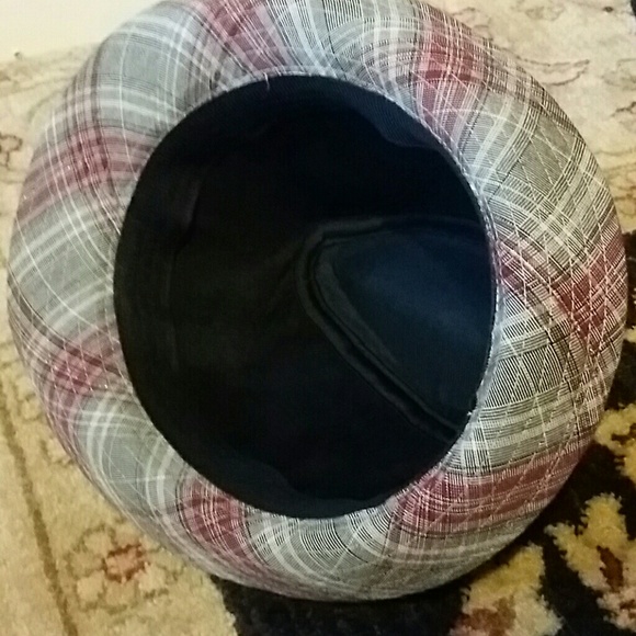 Hat - Picture 4 of 4