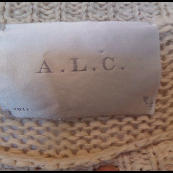🔴SOLD🔴A.L.C. Cream & Black Cotton Rugby Sweater - Picture 4 of 4
