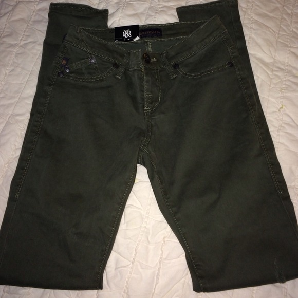 🌸 Rock & Republic cashmere 🌸