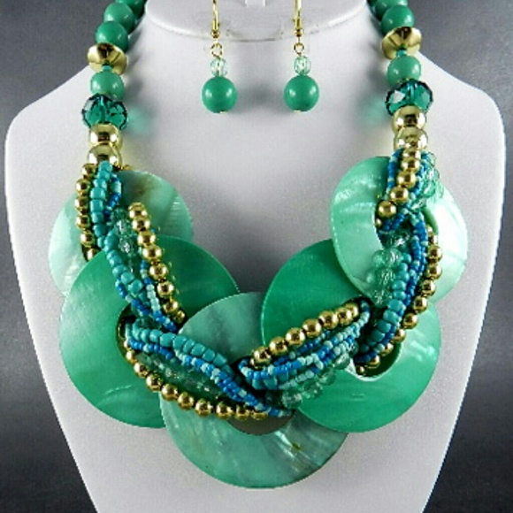 Necklace and earring set