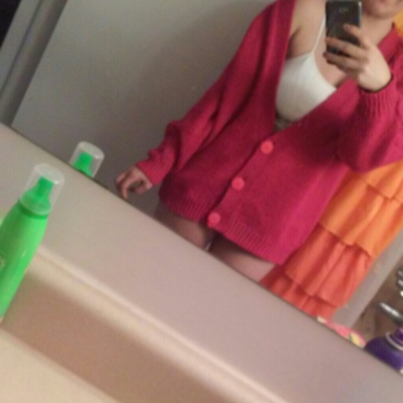 AMAZING HOT PINK OVERSIZED SWEATER!