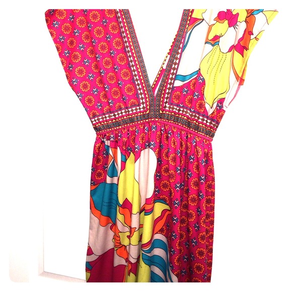 Silky flower sun dress NWOT