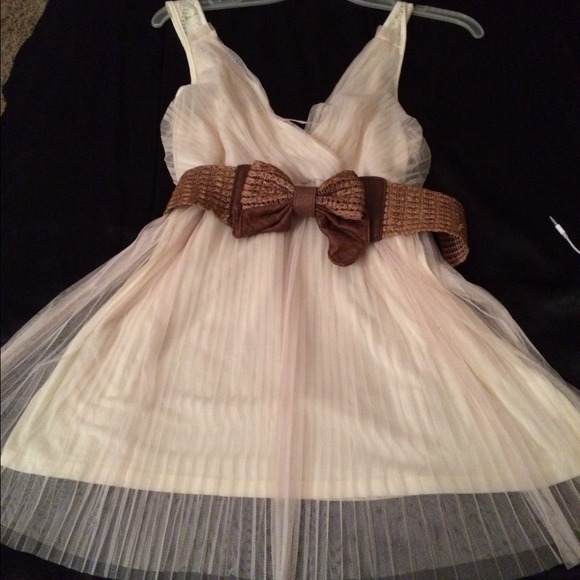 Cute tunic shirt with bow 🎀 tutu like