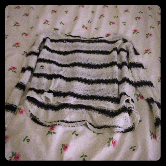 Black and white fall sweater!