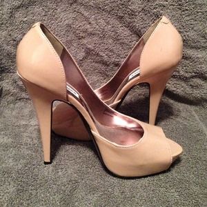 Steve Madden Pumps