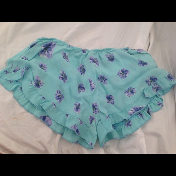 VERY RARE vodi shorts