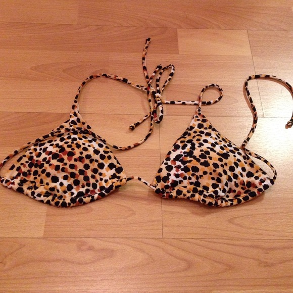 VS leopard bikini top