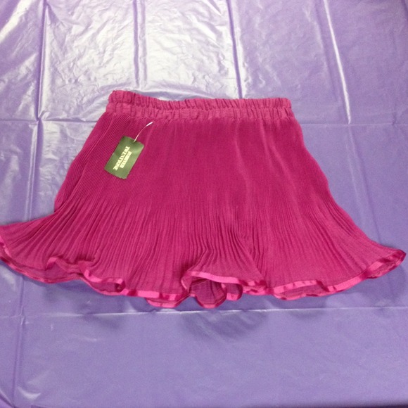 Fuchsia color short skirt All sales are final!!