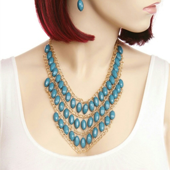Necklace and earring set