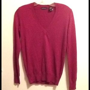 Never worn XS Fuchsia V-Neck Sweater  (VSecret)
