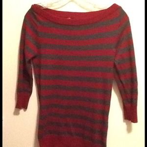 Forever 21 Small Burgundy & Heather Grey Sweater