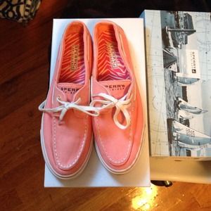 Sperry top sider coral