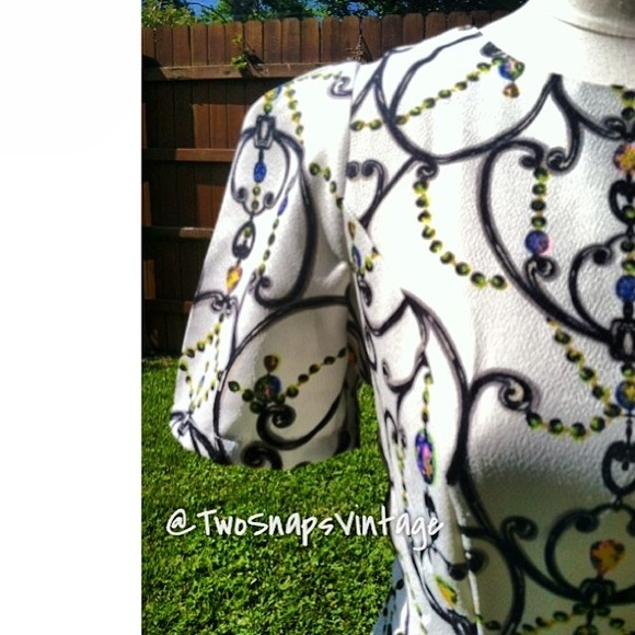 💃reduced💃 Printed, Royalty, jewel printed dress - Picture 2 of 4