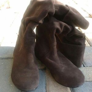 ***Price FIRM**Steve Madden Suede Brown Boots