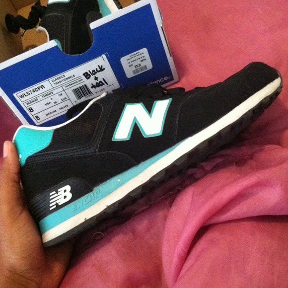 New Balances Black/Teal 574 classic