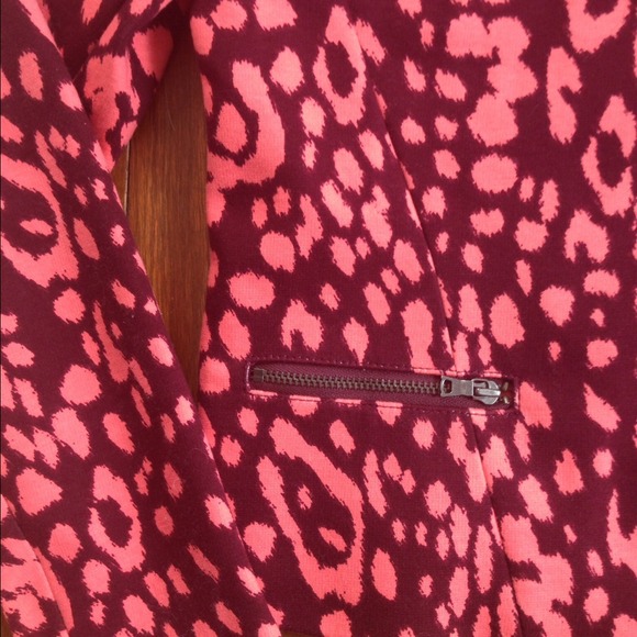 SOLD - Picture 3 of 4