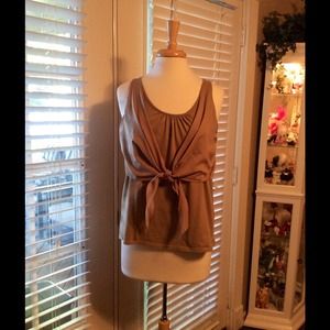 Very soft knit top with tie closure