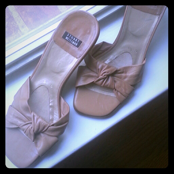 💋  Stuart Weitzman sandals