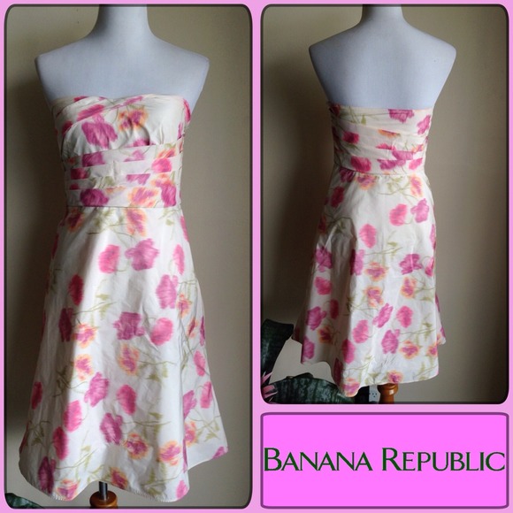 Banana Republic Dresses & Skirts - Clearance BR Floral Dress.& Zara blouse bundle