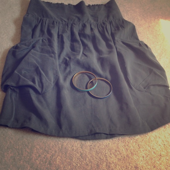 Bundle skirt and bangles for @aishous