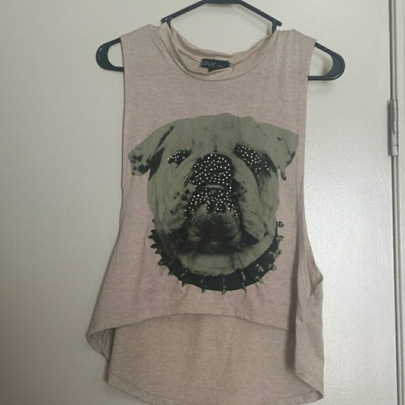 Beige shirt with dull dog on front