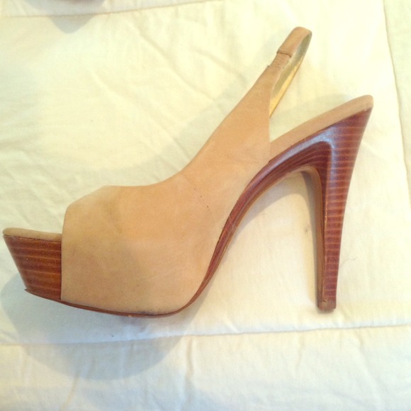 Jessica Simpson heels