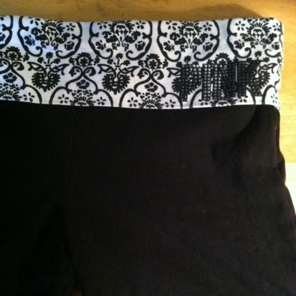 2 pairs of victoria secret yoga pants lot