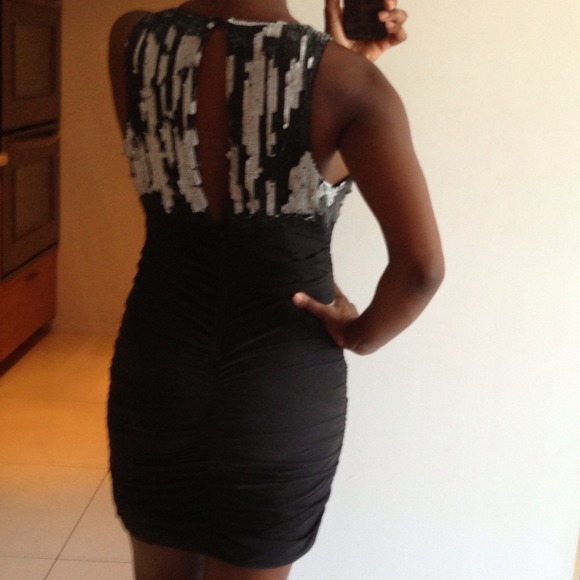 ALICE + OLIVIA Sequined Cocktail Dress - Picture 3 of 4