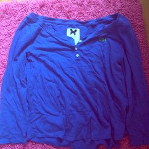 Gilly Hicks crop shirt