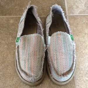 Sanuk Shoes