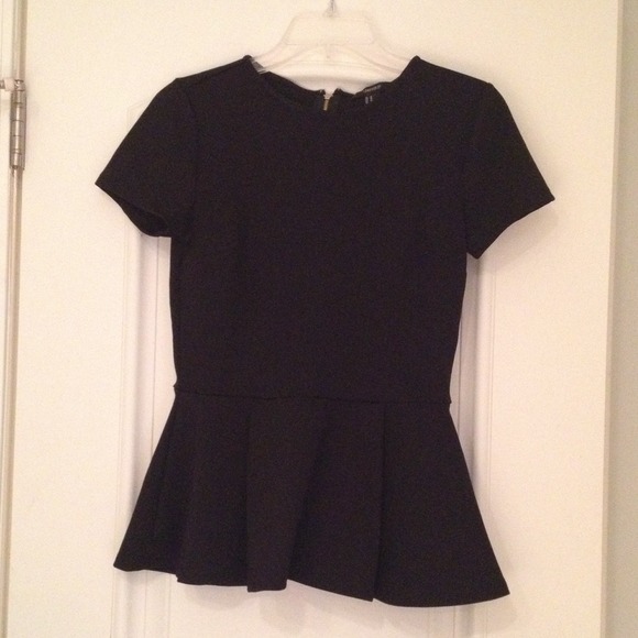 NWOT Forever 21 black peplum top