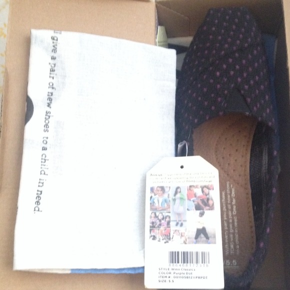 Toms - Picture 1 of 1